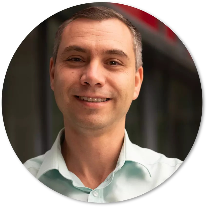 Ivan Dinev | Principal, App Development & Integrations Services